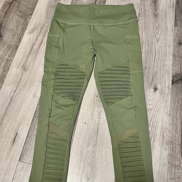 Constantly Varied gear leggings - Picture 1 of 3